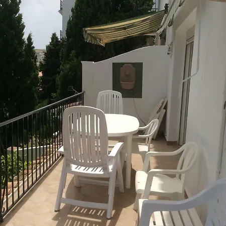 Charming Spanish Townhouse *