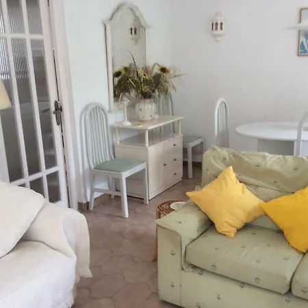 Charming Spanish Townhouse Semesterbostad